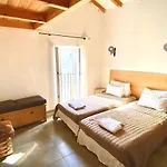 度假居 Casa Orani 莫罗萨利亚
